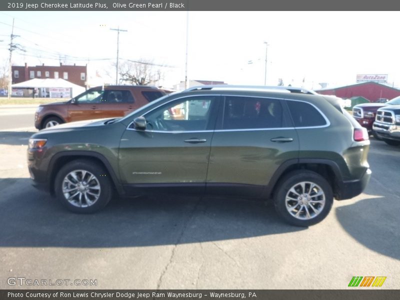 Olive Green Pearl / Black 2019 Jeep Cherokee Latitude Plus