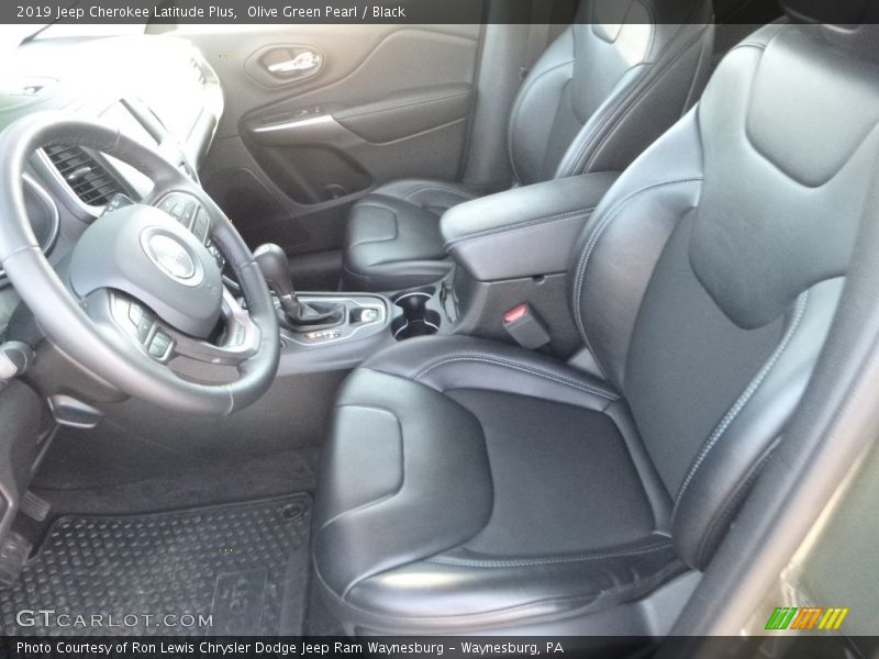Olive Green Pearl / Black 2019 Jeep Cherokee Latitude Plus