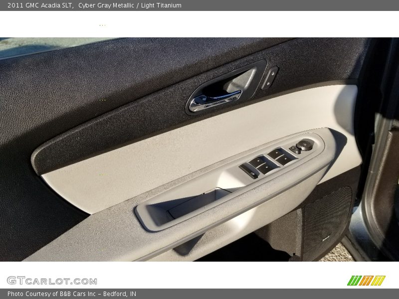 Cyber Gray Metallic / Light Titanium 2011 GMC Acadia SLT