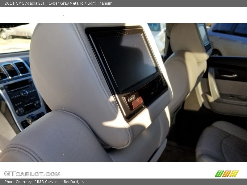 Cyber Gray Metallic / Light Titanium 2011 GMC Acadia SLT