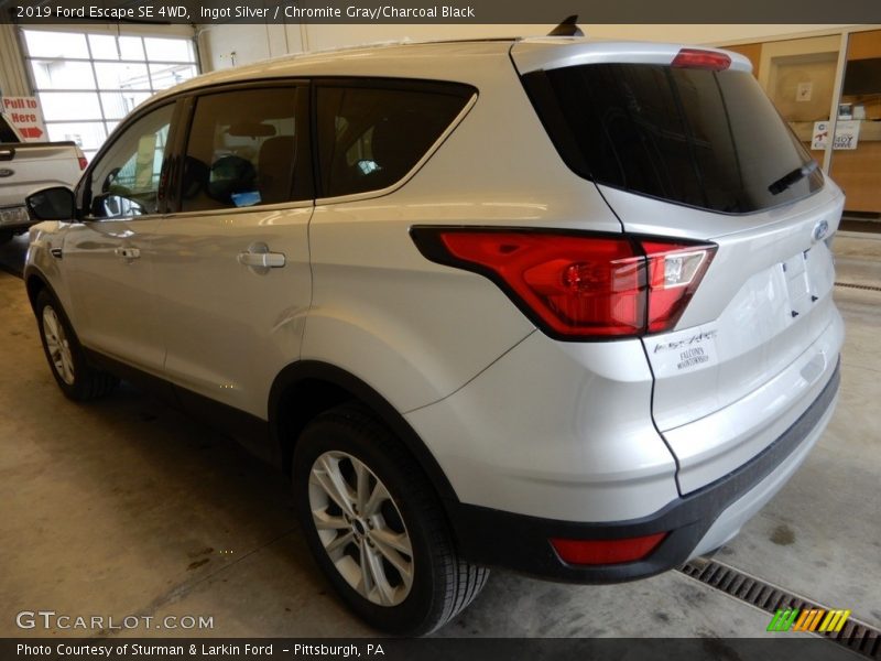 Ingot Silver / Chromite Gray/Charcoal Black 2019 Ford Escape SE 4WD