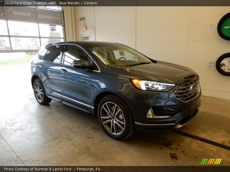 Blue Metallic / Ceramic 2019 Ford Edge Titanium AWD