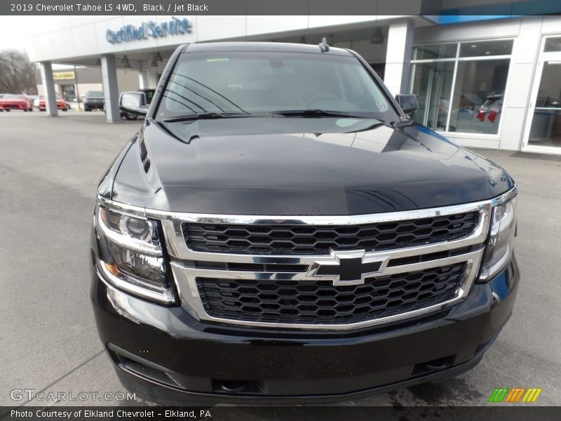 Black / Jet Black 2019 Chevrolet Tahoe LS 4WD