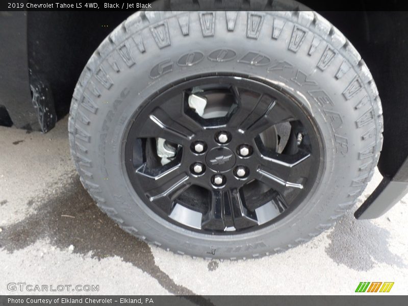Black / Jet Black 2019 Chevrolet Tahoe LS 4WD