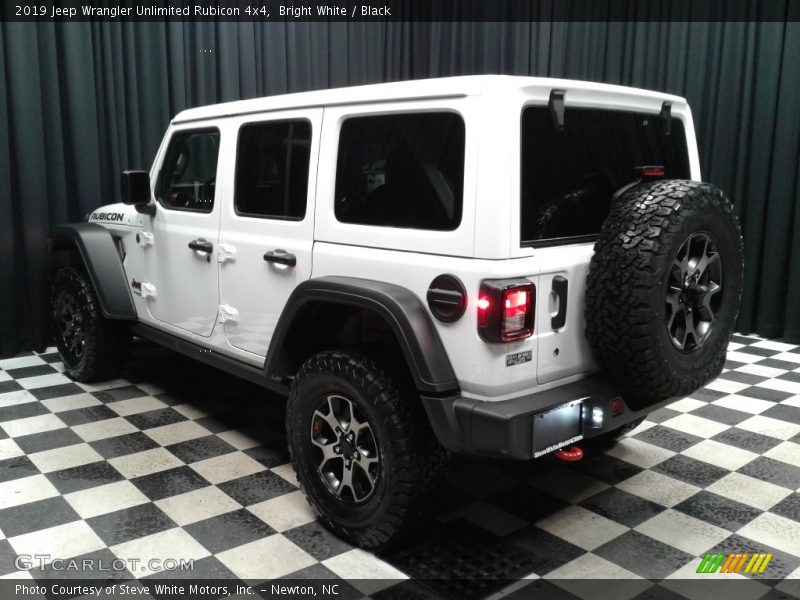 Bright White / Black 2019 Jeep Wrangler Unlimited Rubicon 4x4