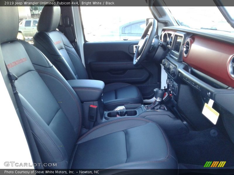 Front Seat of 2019 Wrangler Unlimited Rubicon 4x4