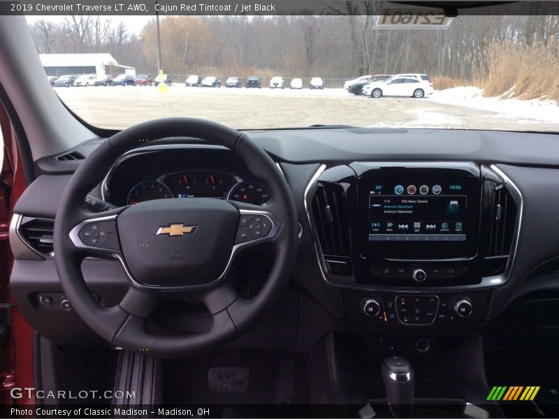 Cajun Red Tintcoat / Jet Black 2019 Chevrolet Traverse LT AWD