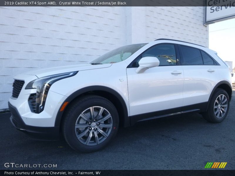 Front 3/4 View of 2019 XT4 Sport AWD