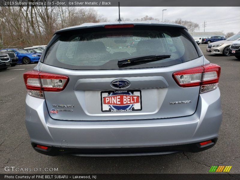 Ice Silver Metallic / Black 2019 Subaru Impreza 2.0i 5-Door