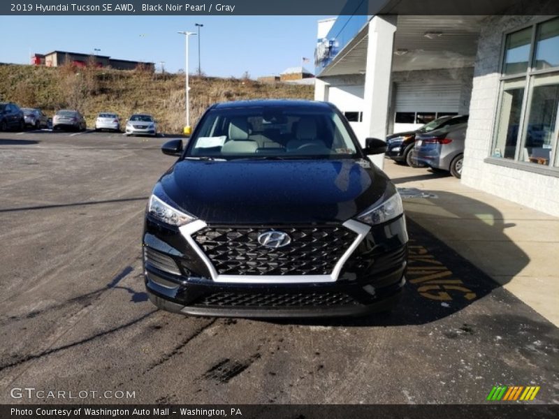 Black Noir Pearl / Gray 2019 Hyundai Tucson SE AWD