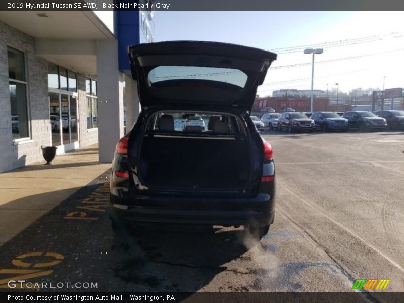 Black Noir Pearl / Gray 2019 Hyundai Tucson SE AWD