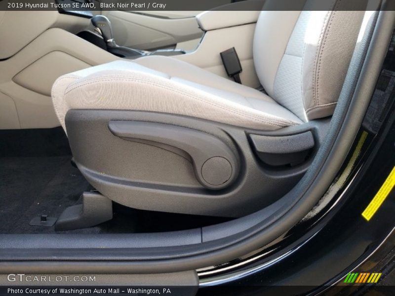 Black Noir Pearl / Gray 2019 Hyundai Tucson SE AWD