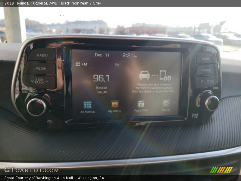 Black Noir Pearl / Gray 2019 Hyundai Tucson SE AWD