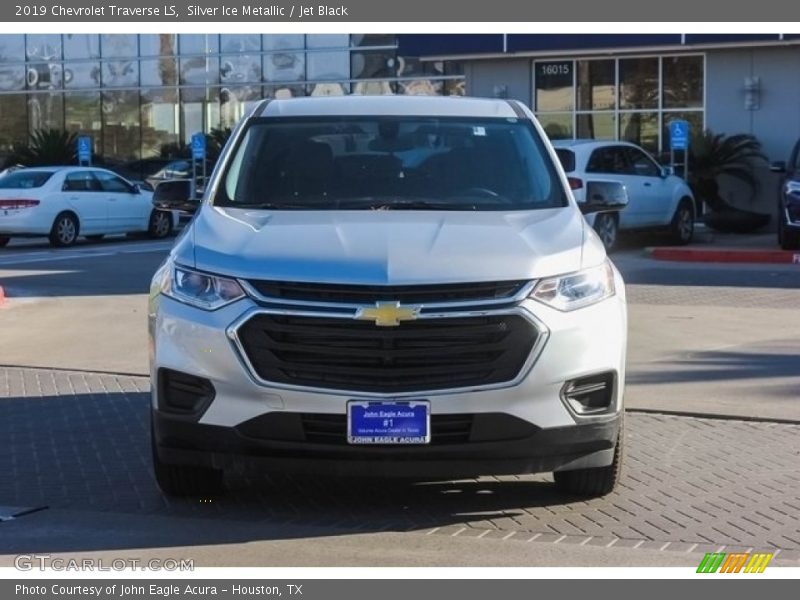 Silver Ice Metallic / Jet Black 2019 Chevrolet Traverse LS