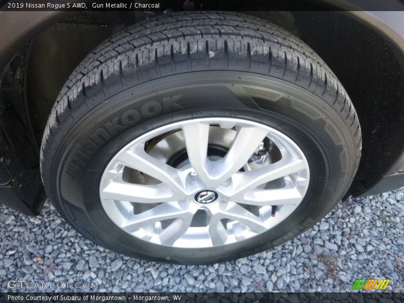 Gun Metallic / Charcoal 2019 Nissan Rogue S AWD