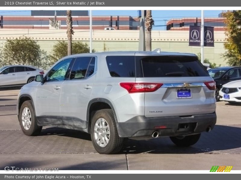 Silver Ice Metallic / Jet Black 2019 Chevrolet Traverse LS