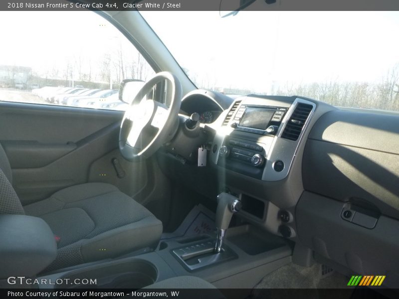 Glacier White / Steel 2018 Nissan Frontier S Crew Cab 4x4