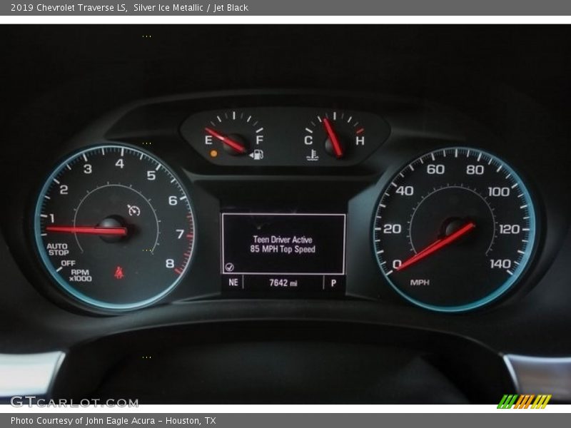 Silver Ice Metallic / Jet Black 2019 Chevrolet Traverse LS