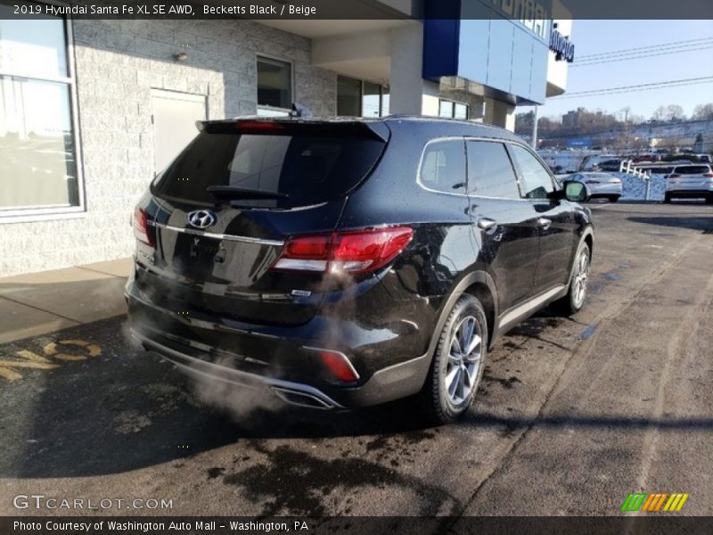 Becketts Black / Beige 2019 Hyundai Santa Fe XL SE AWD