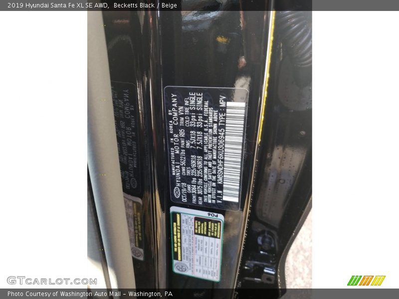 Becketts Black / Beige 2019 Hyundai Santa Fe XL SE AWD