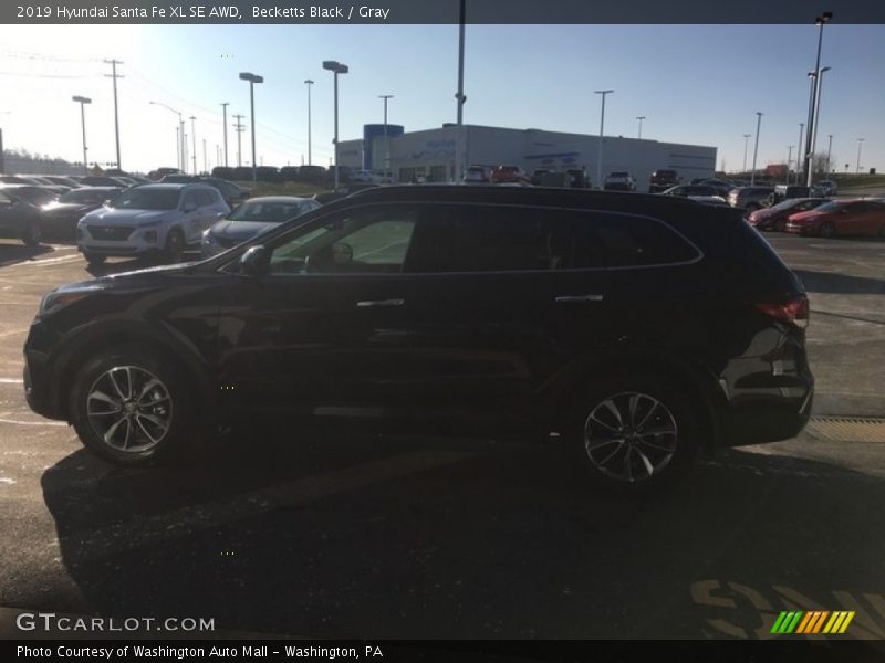 Becketts Black / Gray 2019 Hyundai Santa Fe XL SE AWD