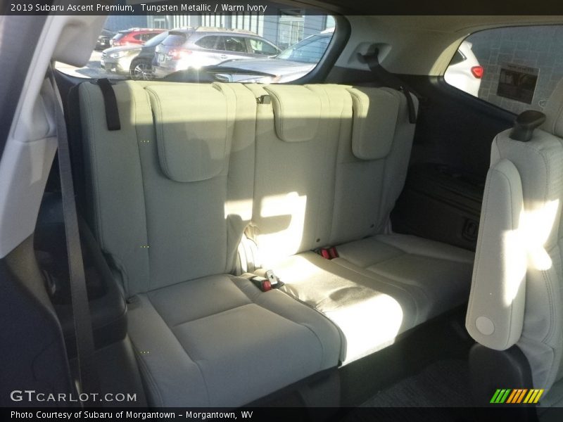 Tungsten Metallic / Warm Ivory 2019 Subaru Ascent Premium
