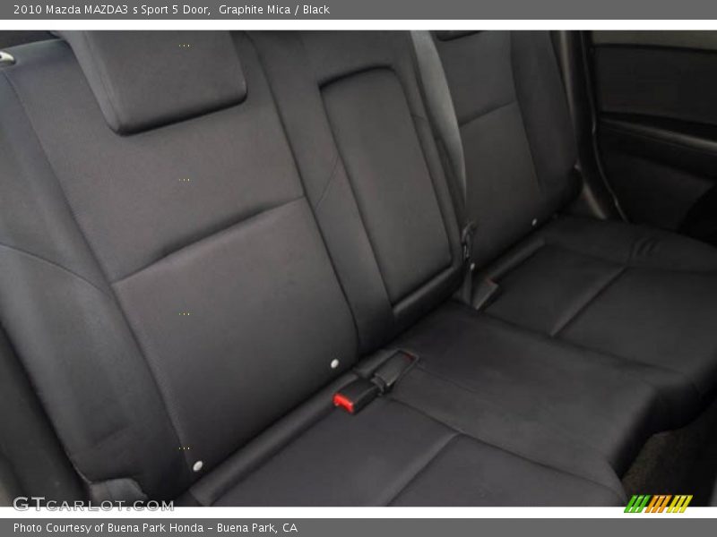 Graphite Mica / Black 2010 Mazda MAZDA3 s Sport 5 Door