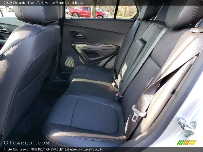 Silver Ice Metallic / Jet Black 2019 Chevrolet Trax LT
