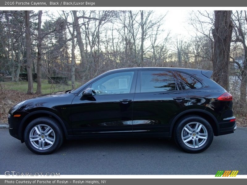 Black / Black/Luxor Beige 2016 Porsche Cayenne