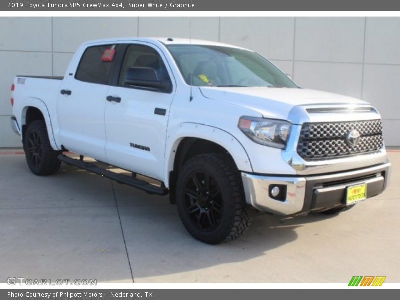 Super White / Graphite 2019 Toyota Tundra SR5 CrewMax 4x4