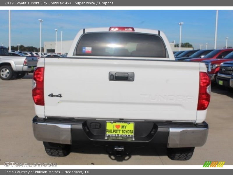 Super White / Graphite 2019 Toyota Tundra SR5 CrewMax 4x4
