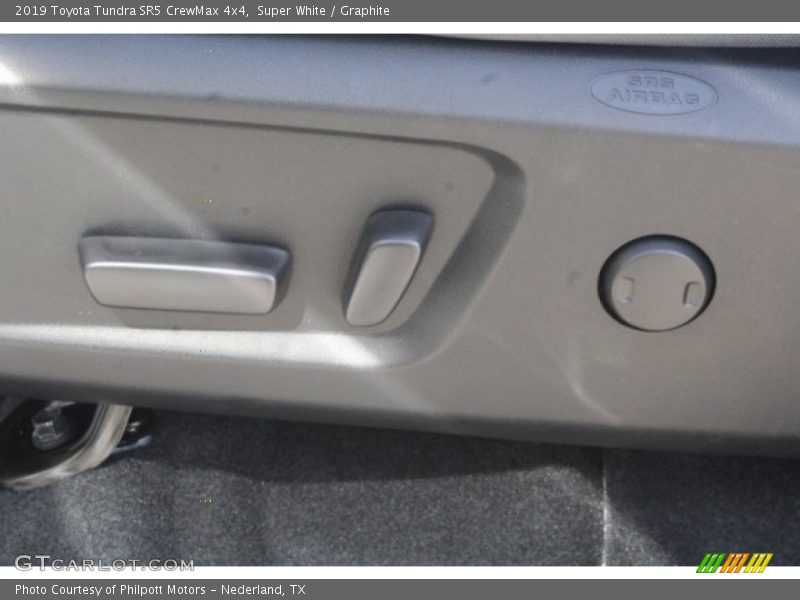 Super White / Graphite 2019 Toyota Tundra SR5 CrewMax 4x4