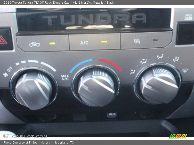 Silver Sky Metallic / Black 2019 Toyota Tundra TSS Off Road Double Cab 4x4