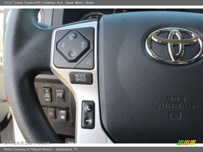 Super White / Black 2019 Toyota Tundra SR5 CrewMax 4x4