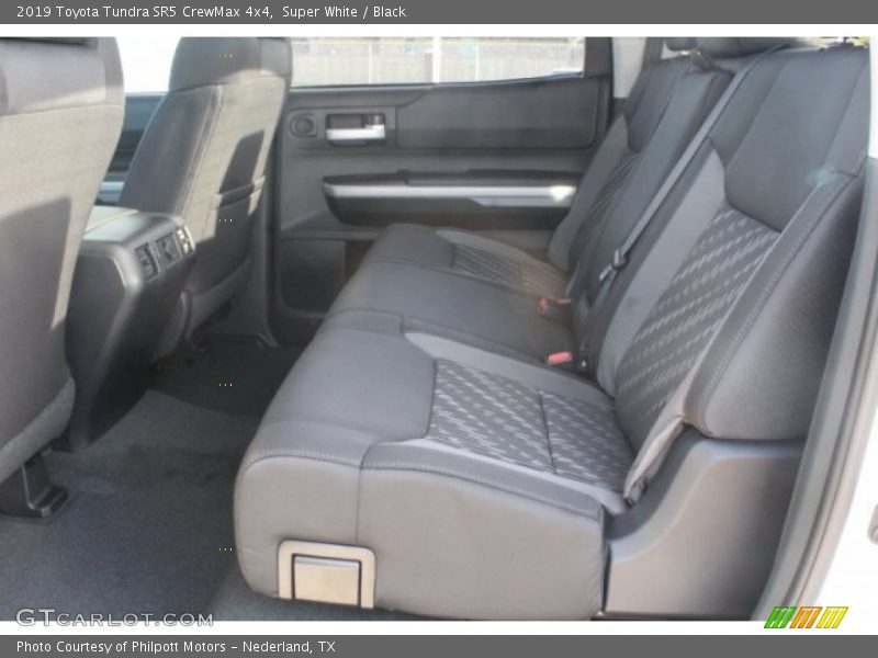 Super White / Black 2019 Toyota Tundra SR5 CrewMax 4x4