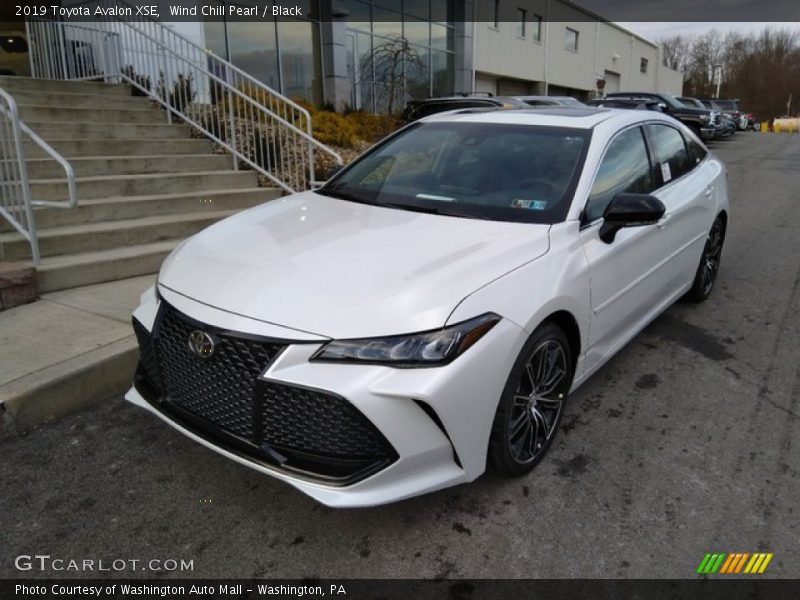 Wind Chill Pearl / Black 2019 Toyota Avalon XSE