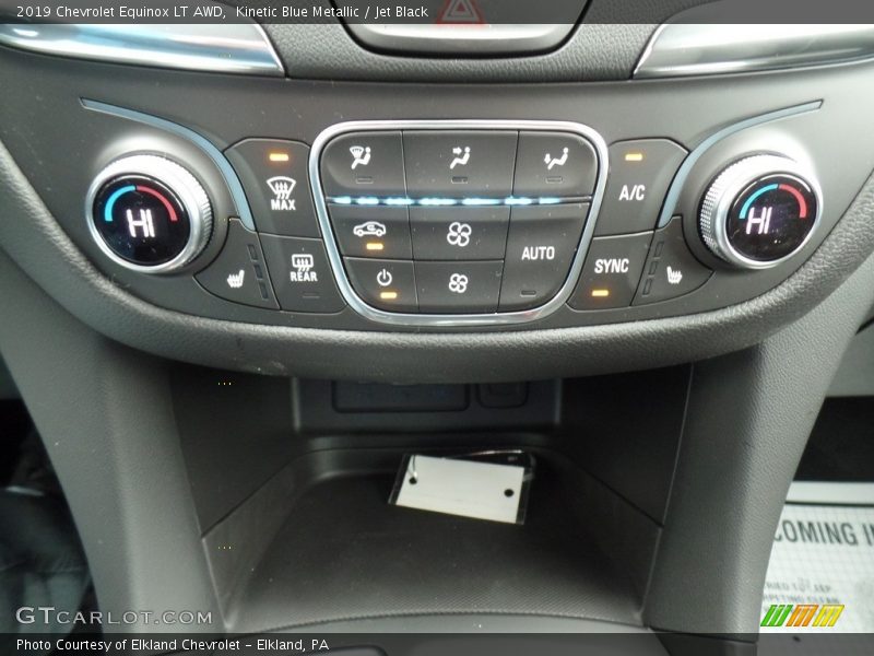 Kinetic Blue Metallic / Jet Black 2019 Chevrolet Equinox LT AWD