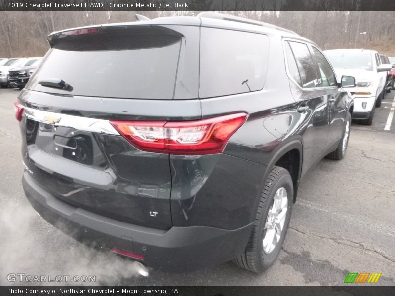 Graphite Metallic / Jet Black 2019 Chevrolet Traverse LT AWD