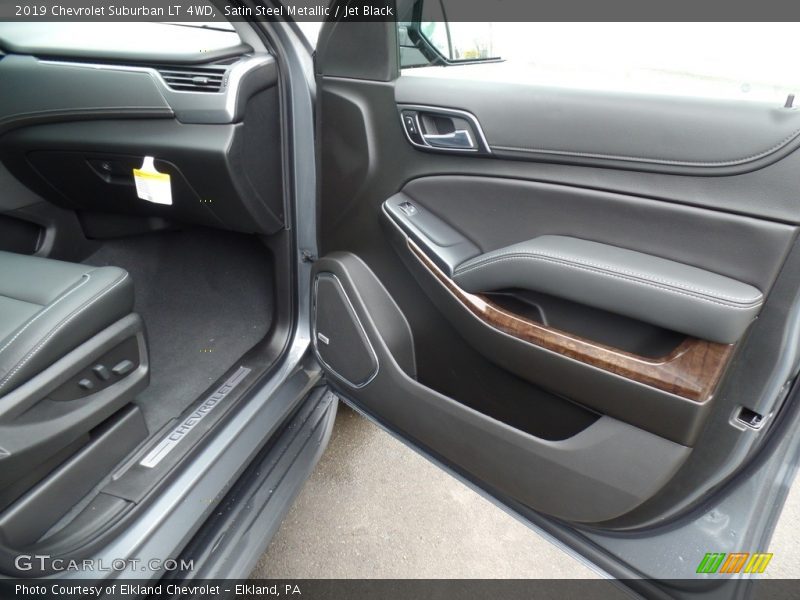 Satin Steel Metallic / Jet Black 2019 Chevrolet Suburban LT 4WD