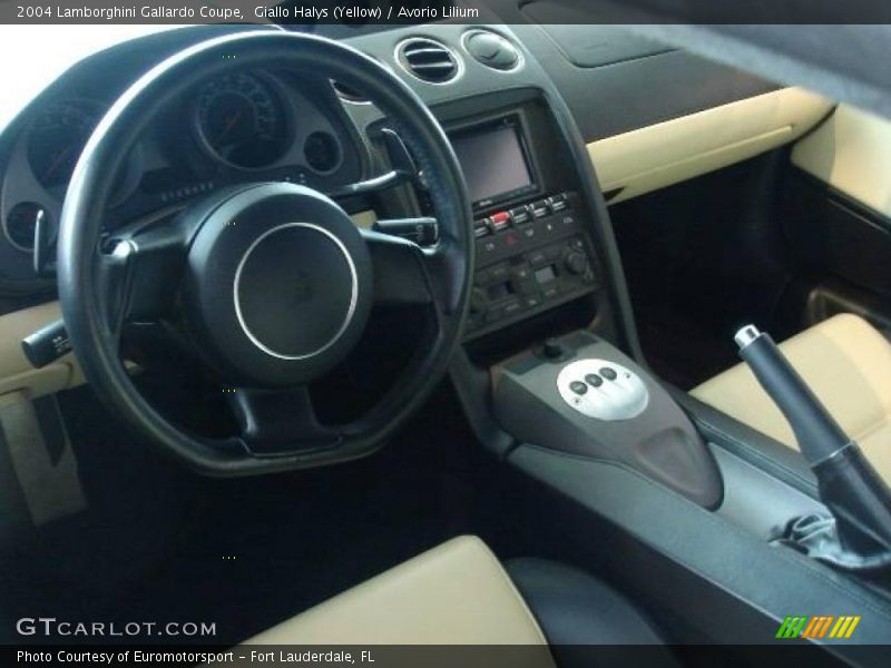 Giallo Halys (Yellow) / Avorio Lilium 2004 Lamborghini Gallardo Coupe