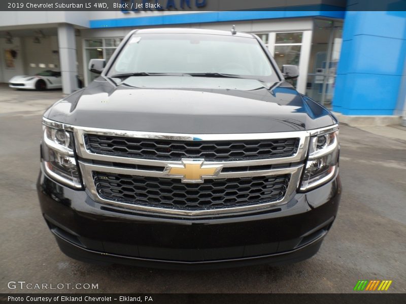Black / Jet Black 2019 Chevrolet Suburban LS 4WD