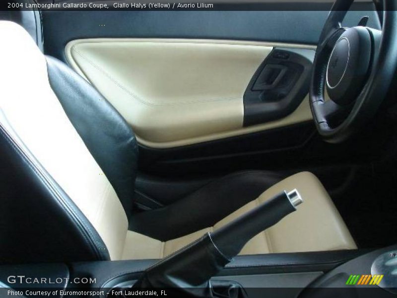 Giallo Halys (Yellow) / Avorio Lilium 2004 Lamborghini Gallardo Coupe