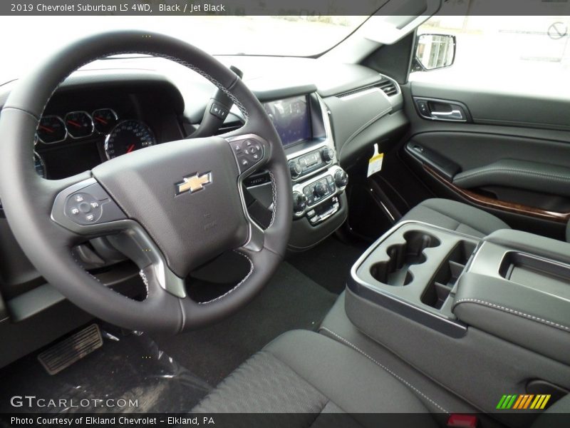 Black / Jet Black 2019 Chevrolet Suburban LS 4WD