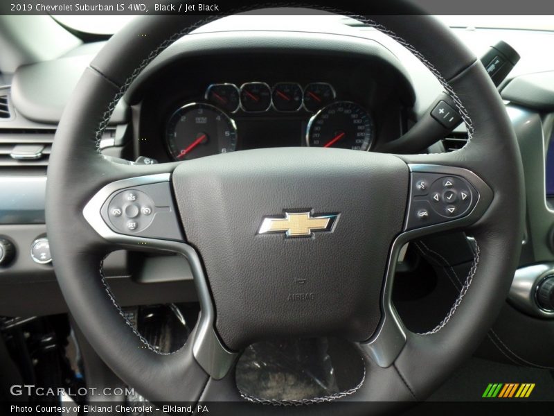 Black / Jet Black 2019 Chevrolet Suburban LS 4WD