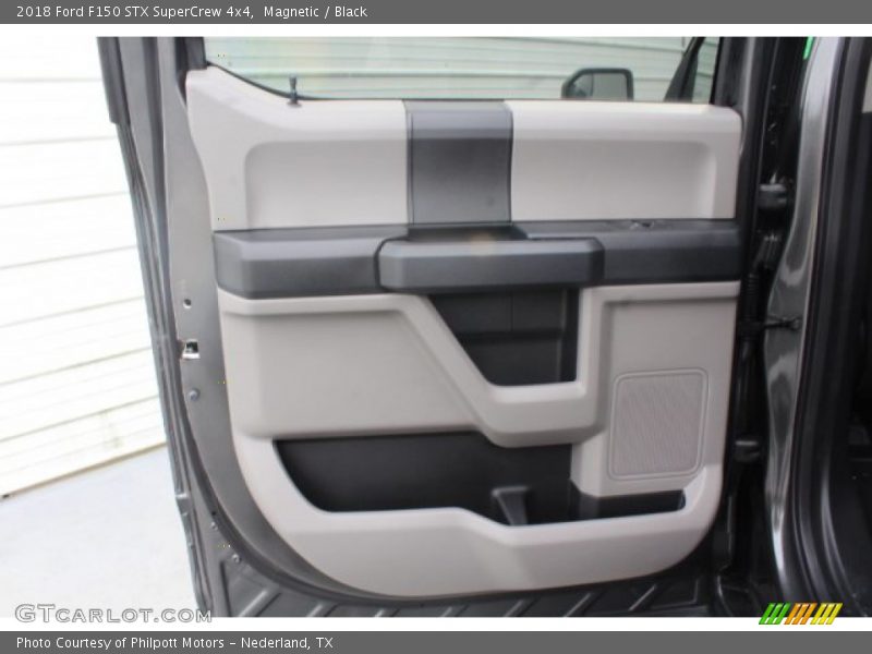 Magnetic / Black 2018 Ford F150 STX SuperCrew 4x4