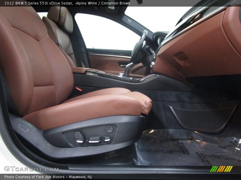 Alpine White / Cinnamon Brown 2012 BMW 5 Series 550i xDrive Sedan