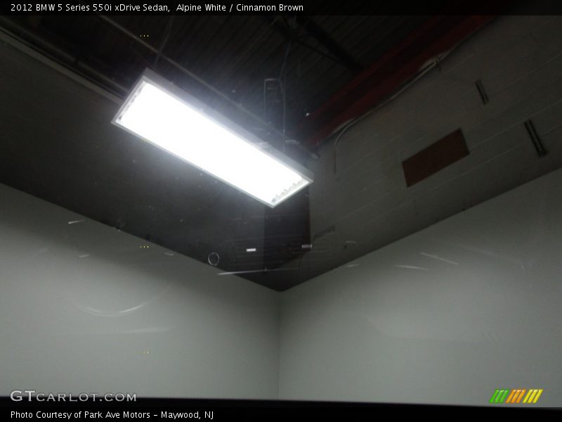 Alpine White / Cinnamon Brown 2012 BMW 5 Series 550i xDrive Sedan