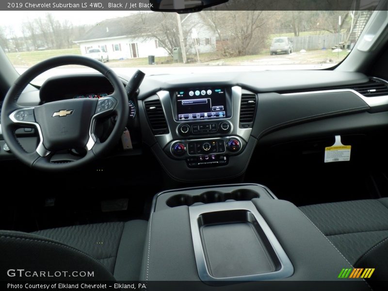 Black / Jet Black 2019 Chevrolet Suburban LS 4WD