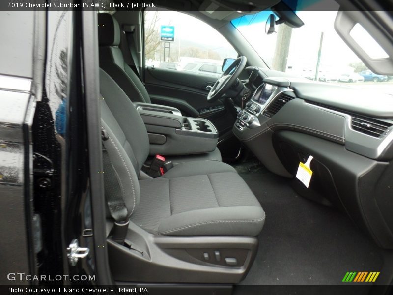 Black / Jet Black 2019 Chevrolet Suburban LS 4WD