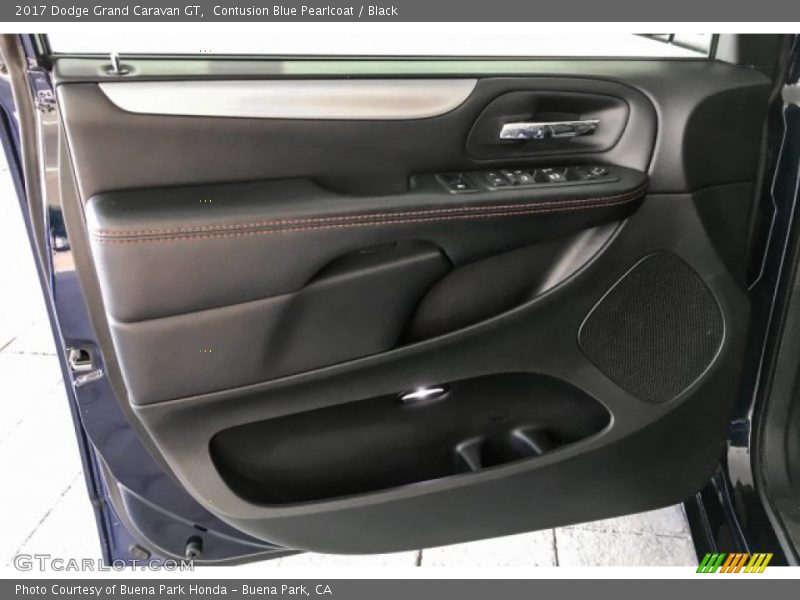 Contusion Blue Pearlcoat / Black 2017 Dodge Grand Caravan GT